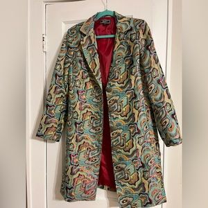 Women’s coat size small Zashi